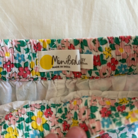 Boden 5T shorts- - Picture 2 of 2